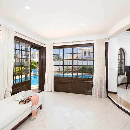 Вилла Cristina 15